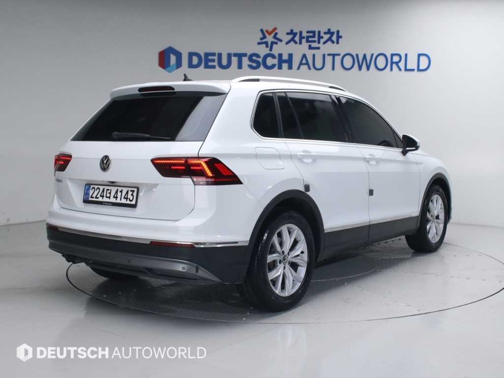 Volkswagen Tiguan - Vista 2