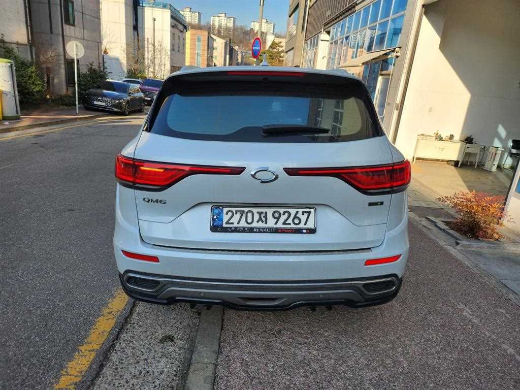 SAMSUNG QM6 - Vista 5