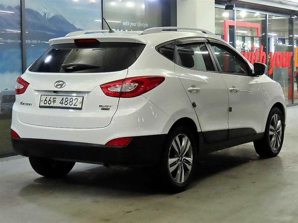 HYUNDAI Tucson - Vista 4