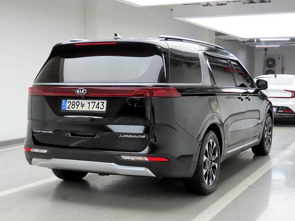 KIA Carnival - Vista 4