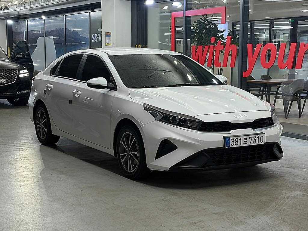 KIA K3 2024 Blanco - Importación desde Corea - HF Imports Iquique - Foto 1