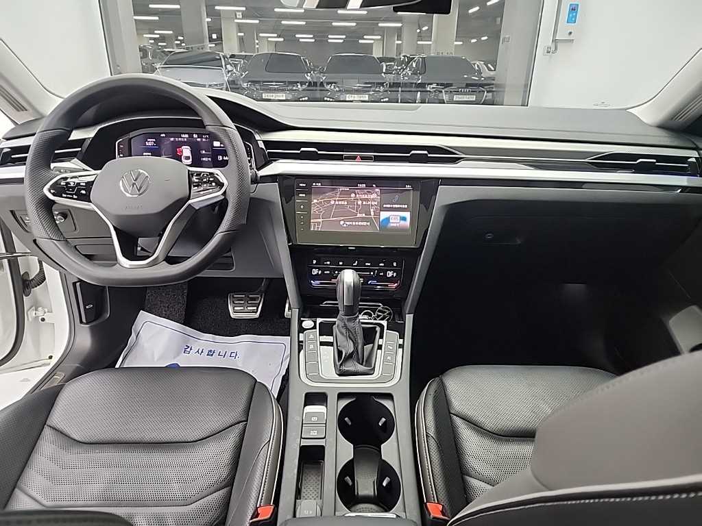 Volkswagen Arteon - Vista 7