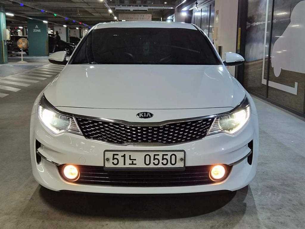 KIA K5 - Vista 2
