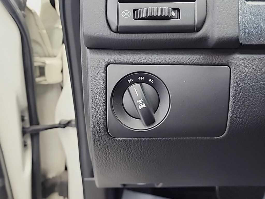 Ssangyong Rexton 2012 Blanco - Importación desde Corea - HF Imports Iquique - Foto 18