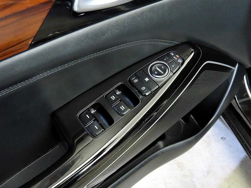 KIA K7 2017 Negro - Importación desde Corea - HF Imports Iquique - Foto 13