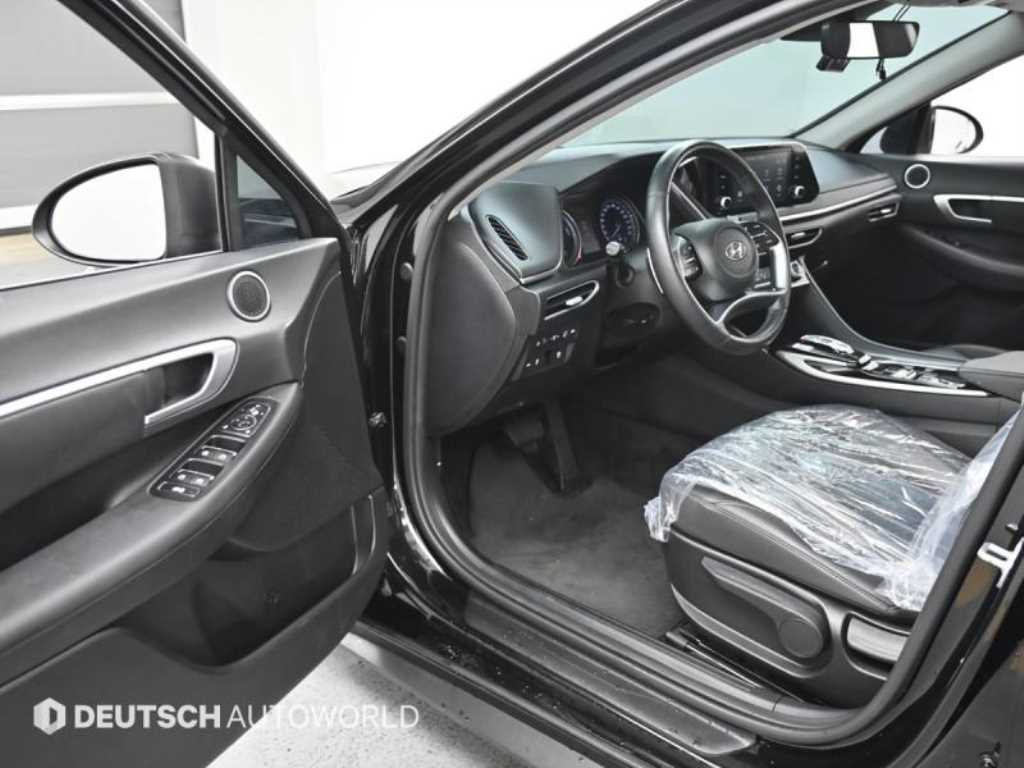 HYUNDAI Sonata - Vista 11