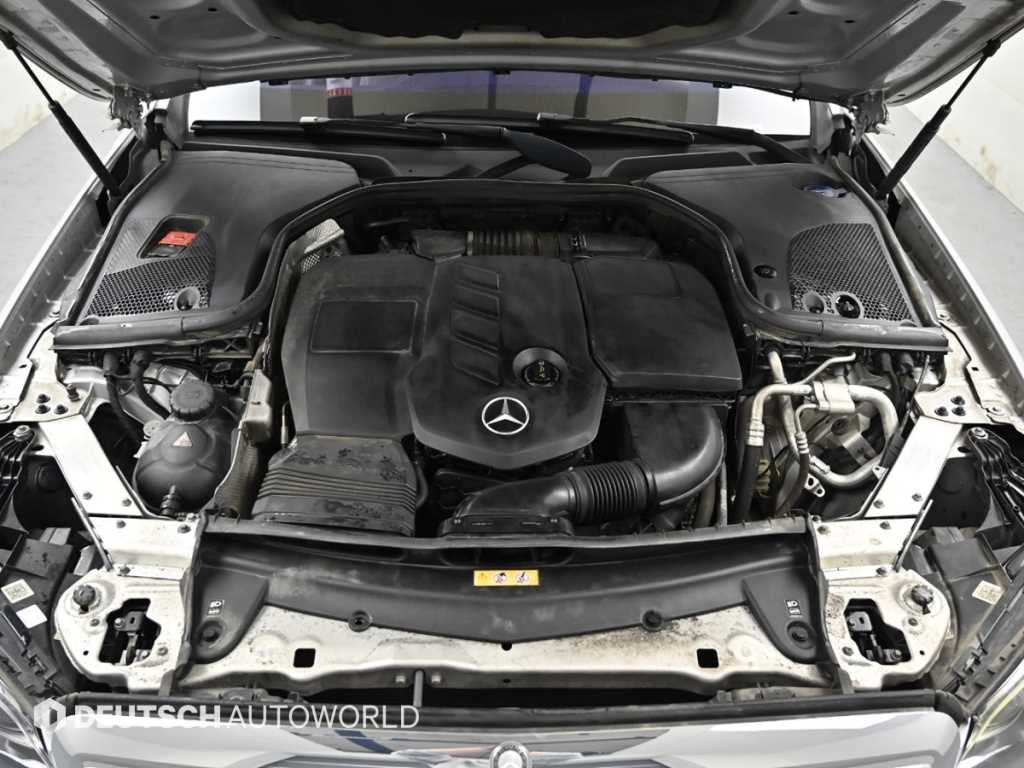 Mercedes Benz E class - Vista 7