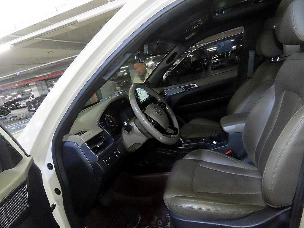 Ssangyong Rexton - Vista 6