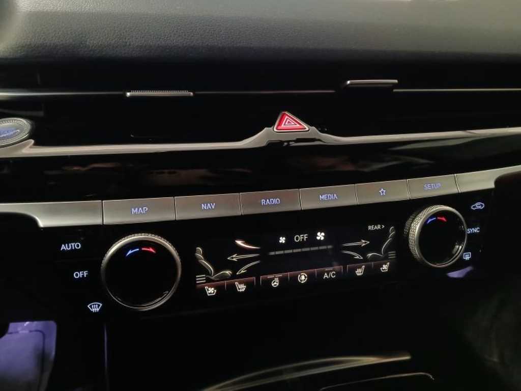 Genesis G80 - Vista 11