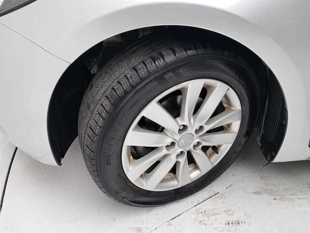 KIA K3 2013 Gris - Importación desde Corea - HF Imports Iquique - Foto 19