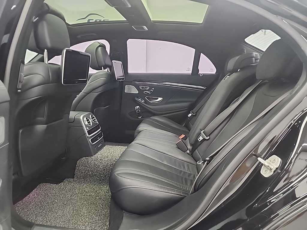 Mercedes Benz S Class - Vista 12