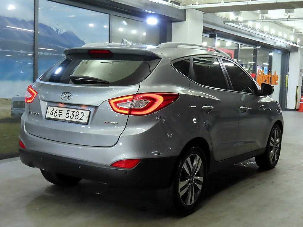 HYUNDAI Tucson - Vista 4