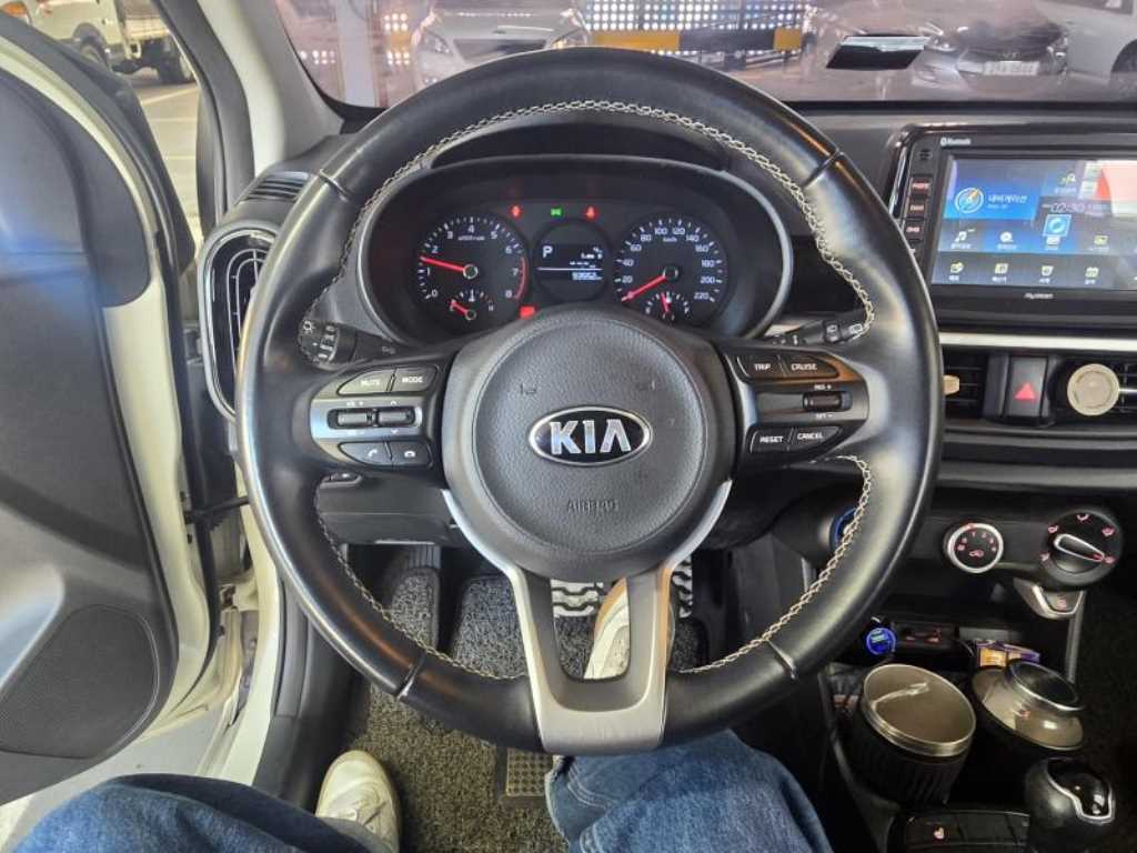 KIA Morning - Vista 5