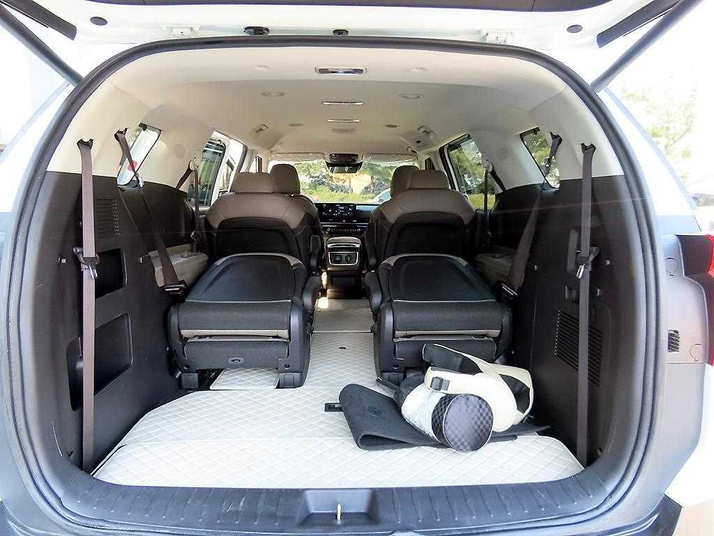 KIA Carnival 2025 Blanco - Importación desde Corea - HF Imports Iquique - Foto 16