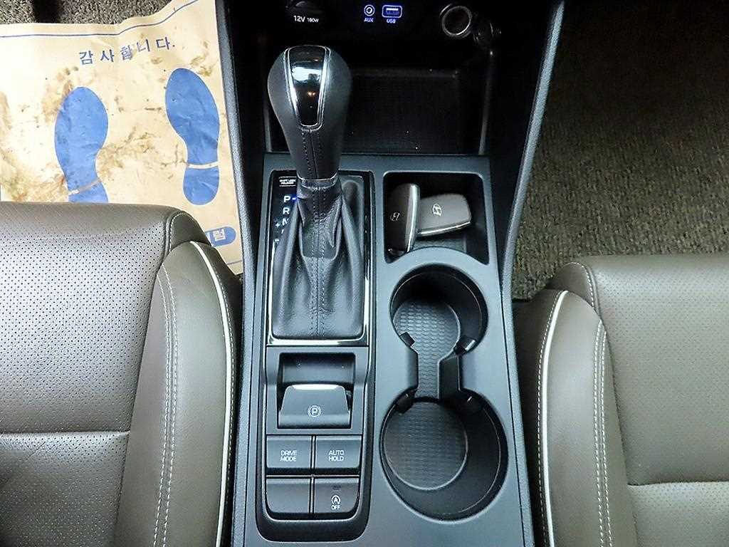 HYUNDAI Tucson - Vista 10