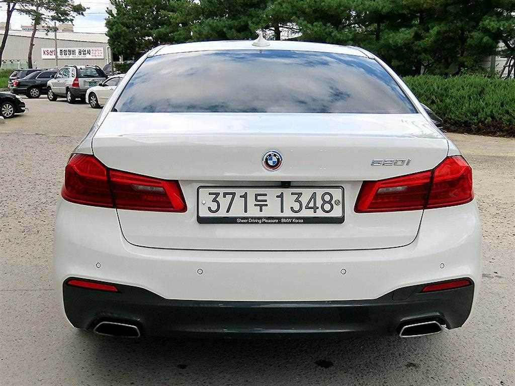 BMW 5 Series - Vista 6