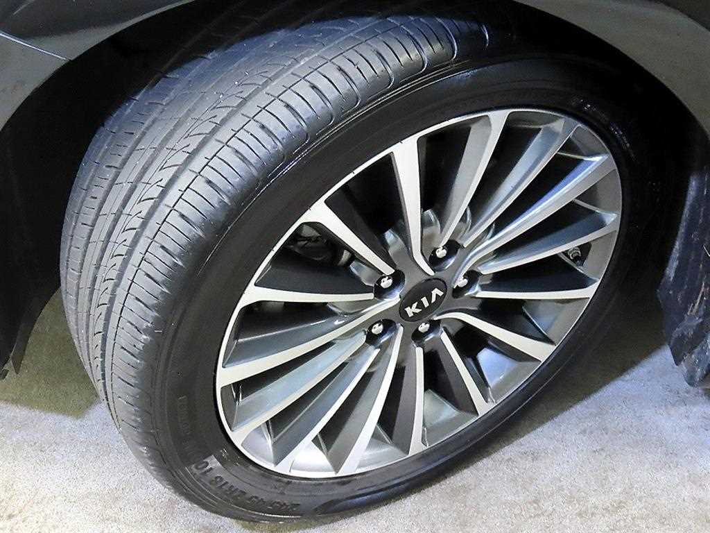 KIA K7 2017 Negro - Importación desde Corea - HF Imports Iquique - Foto 20