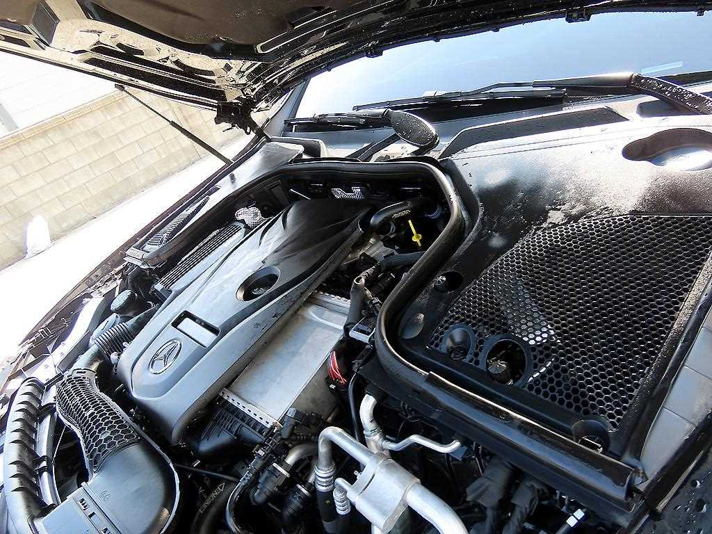 Mercedes Benz E class 2019 Negro - Importación desde Corea - HF Imports Iquique - Foto 19