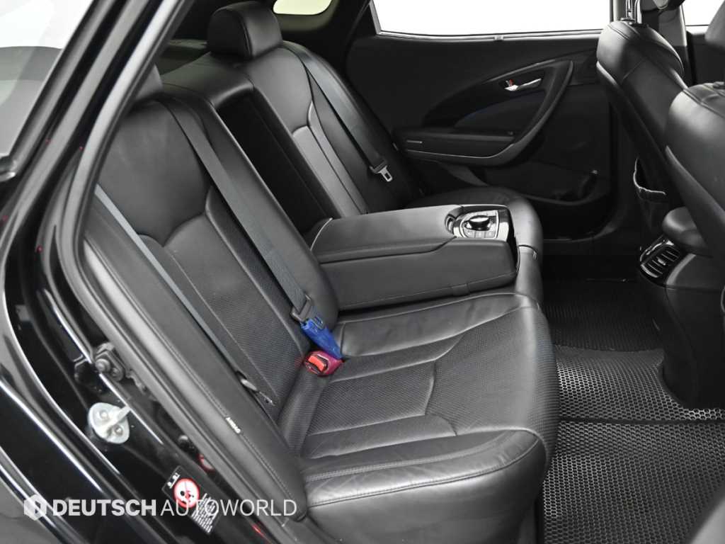 HYUNDAI Grandeur - Vista 12