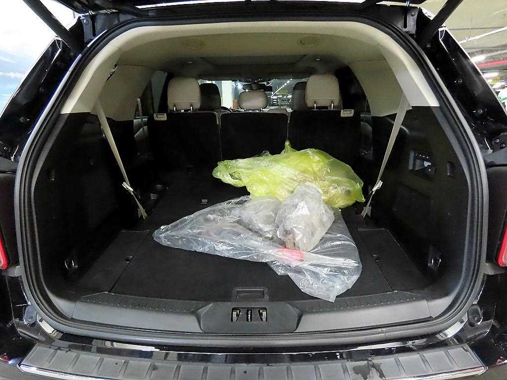 Ford Explorer 2020 Negro - Importación desde Corea - HF Imports Iquique - Foto 16