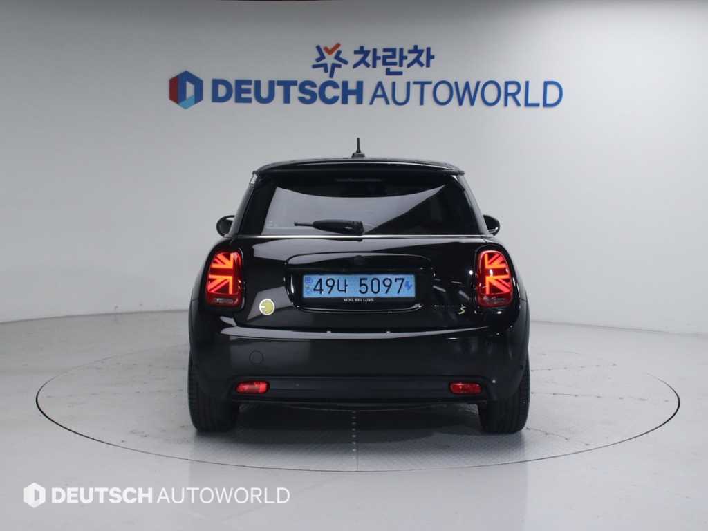 Mini Cooper Electric - Vista 4