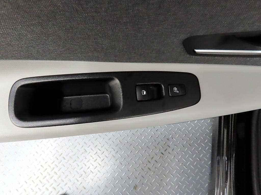 HYUNDAI Avante - Vista 12