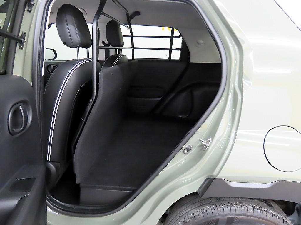 HYUNDAI Casper - Vista 6