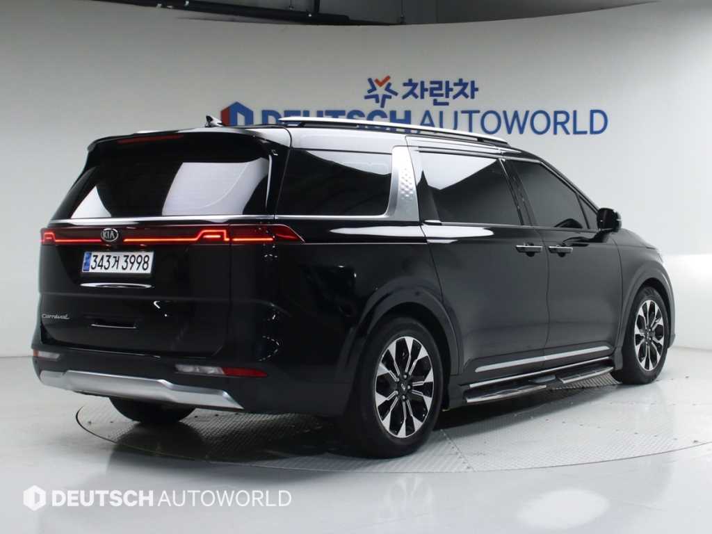 KIA Carnival - Vista 2