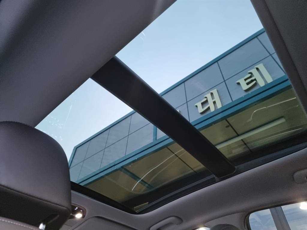 HYUNDAI Grandeur - Vista 10