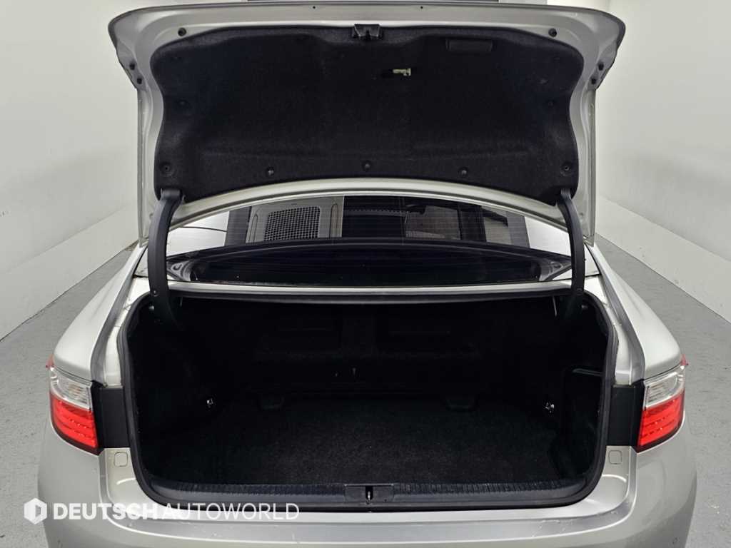 Lexus ES 2014 Plateado - Importación desde Corea - HF Imports Iquique - Foto 19