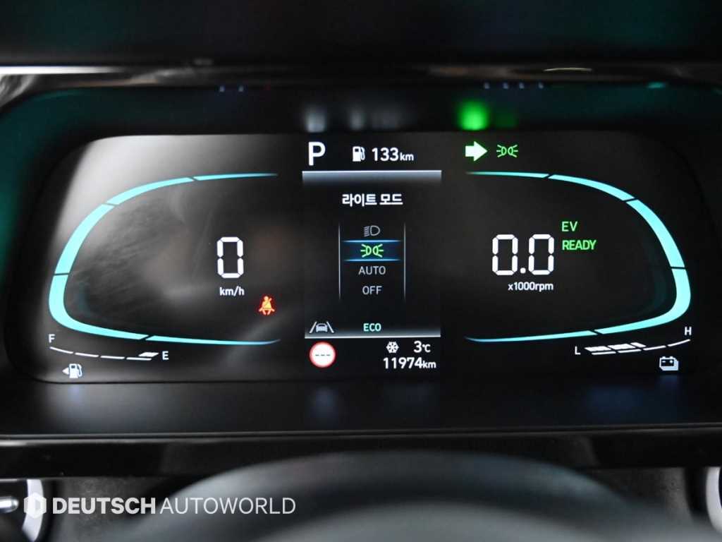 HYUNDAI Avante - Vista 8