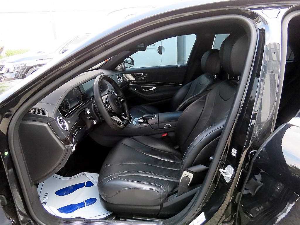 Mercedes Benz S Class - Vista 5