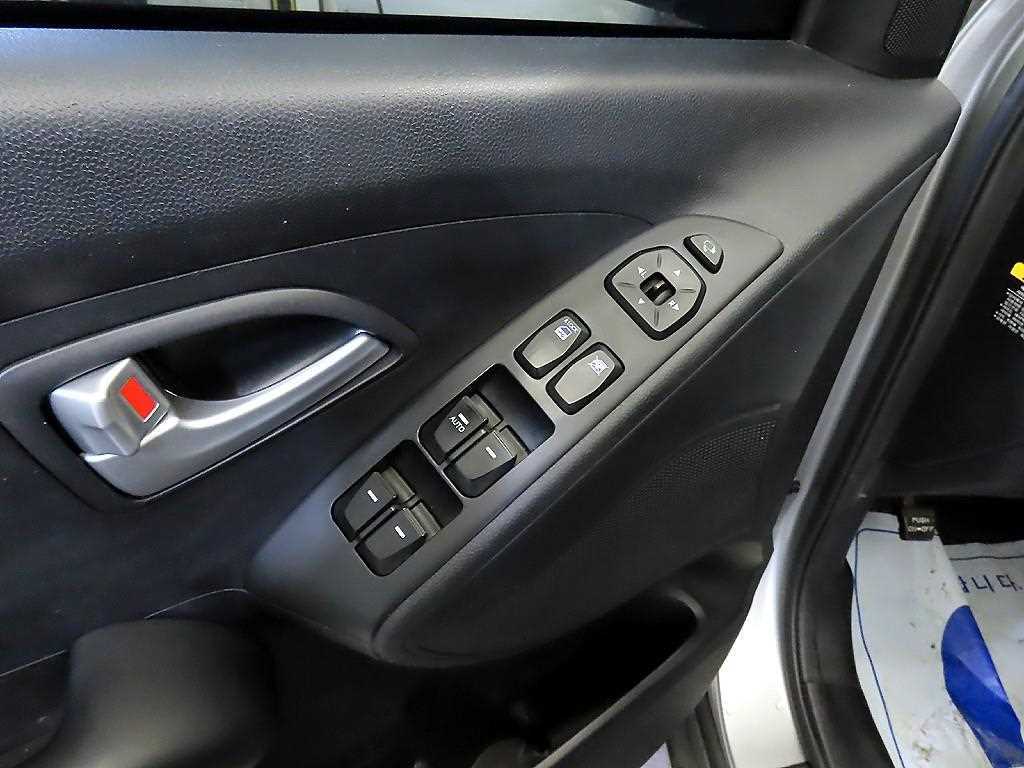 HYUNDAI Tucson 2014 Plateado - Importación desde Corea - HF Imports Iquique - Foto 16