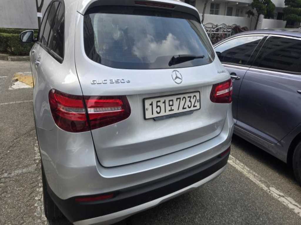 Mercedes Benz GLC Class - Vista 2