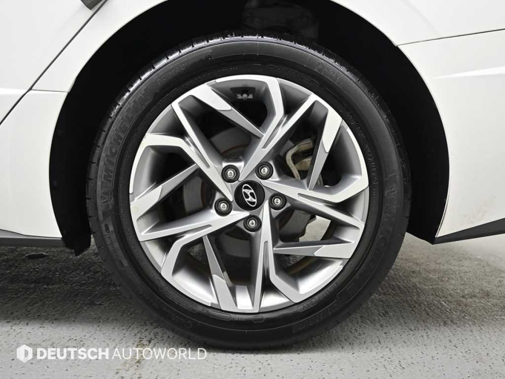 HYUNDAI Sonata - Vista 5