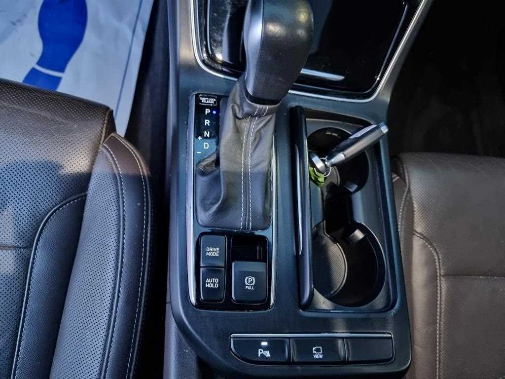 HYUNDAI Grandeur - Vista 7