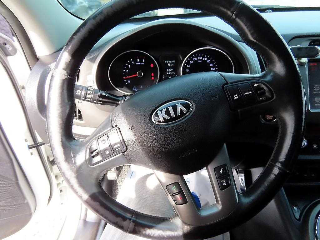 KIA Sportage - Vista 8