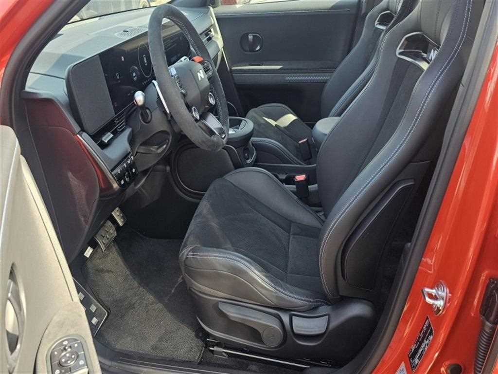 HYUNDAI Ioniq 5 - Vista 6