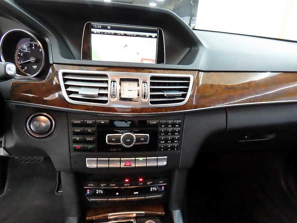 Mercedes Benz E class 2014 Plateado - Importación desde Corea - HF Imports Iquique - Foto 15