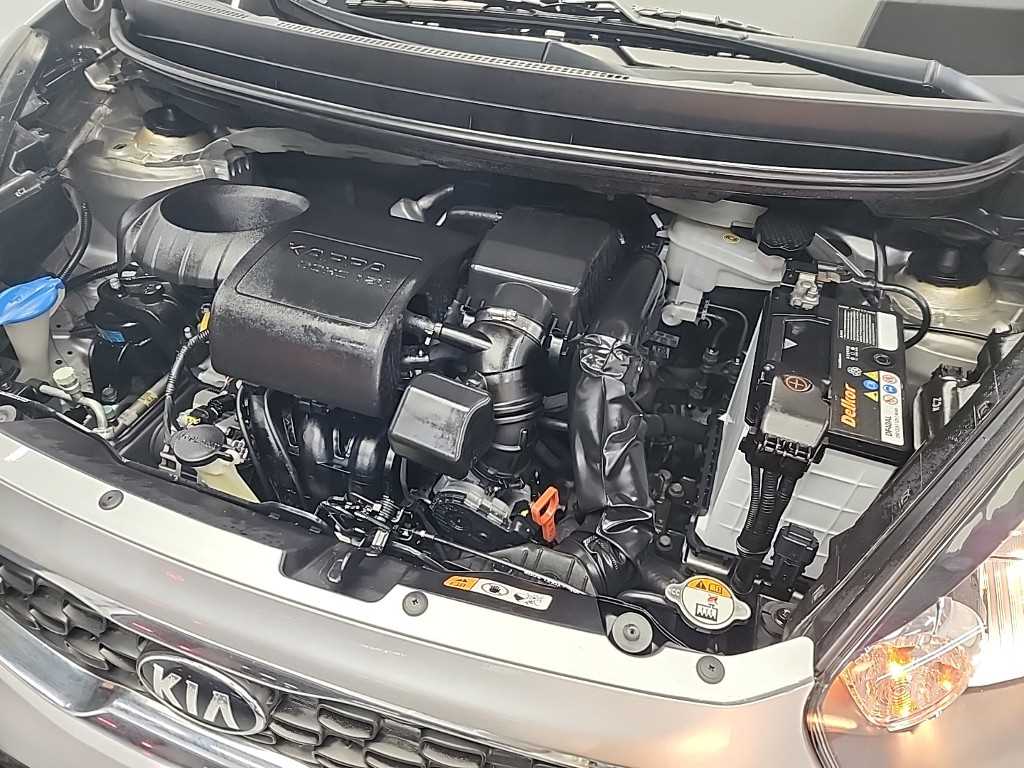 KIA Morning - Vista 5