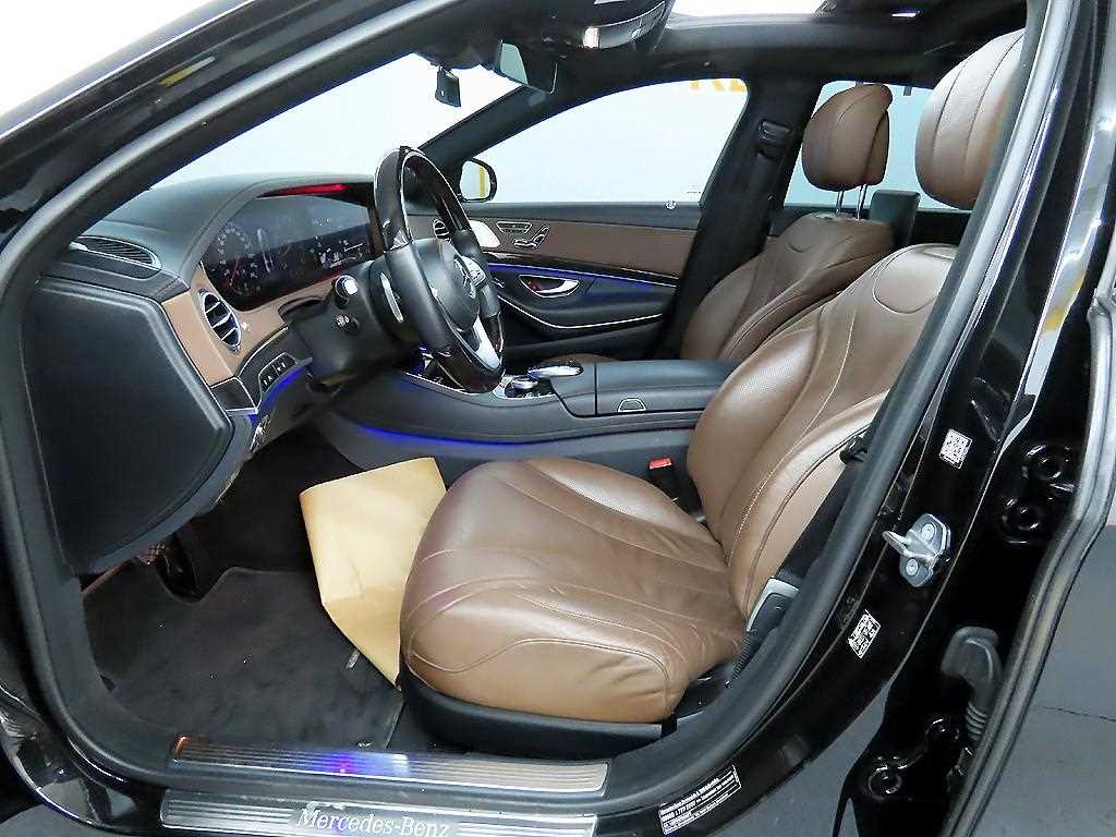 Mercedes Benz S Class - Vista 5