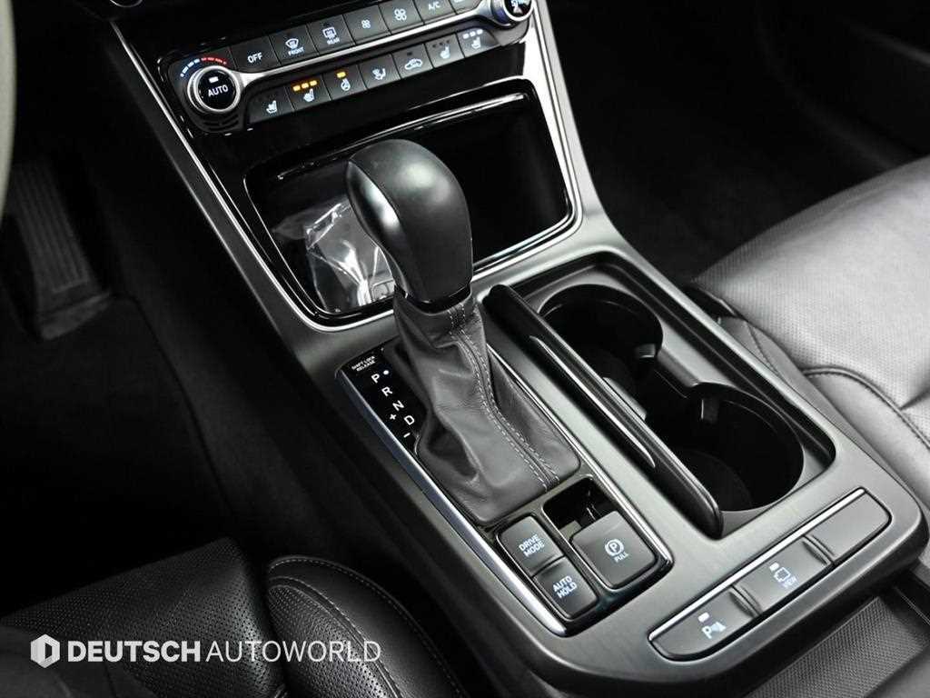 HYUNDAI Grandeur - Vista 10