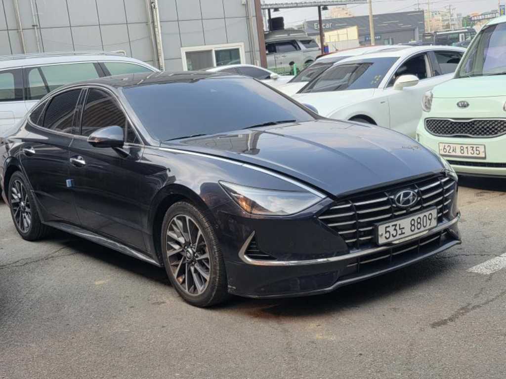 HYUNDAI Sonata - Vista 2