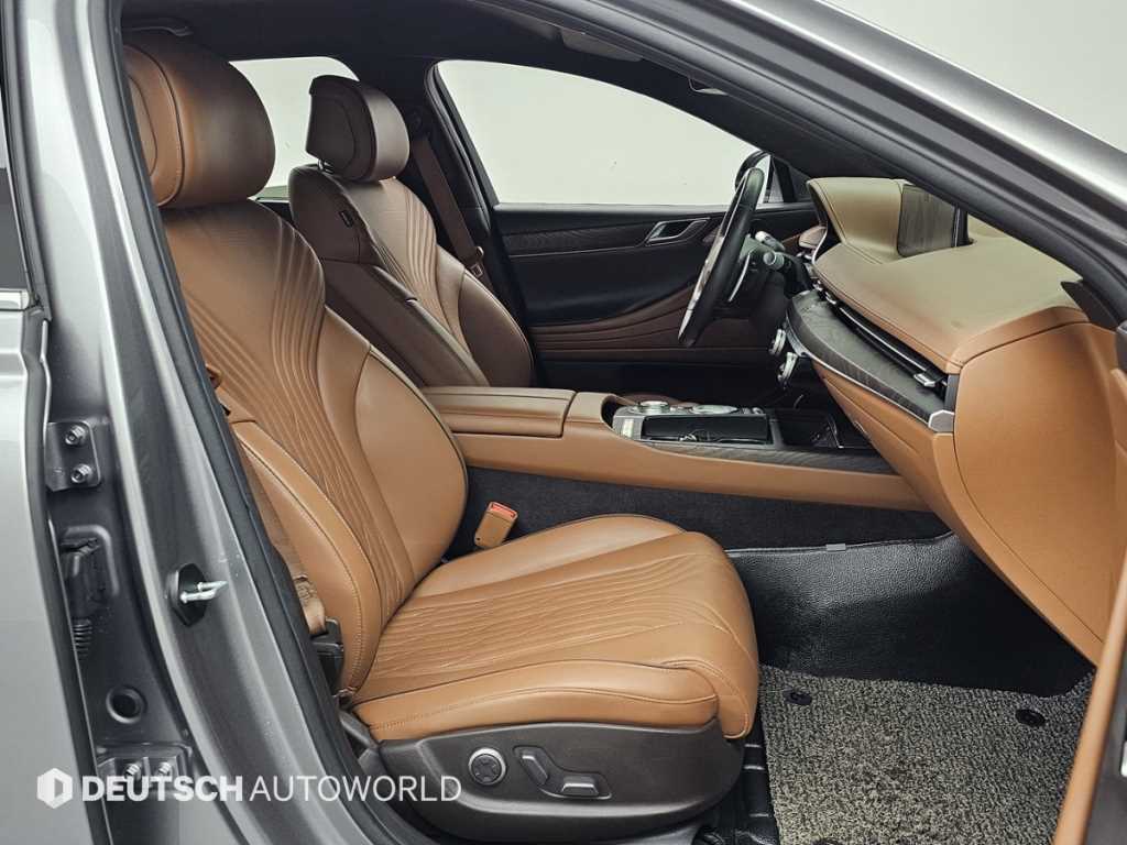 Genesis G80 - Vista 10