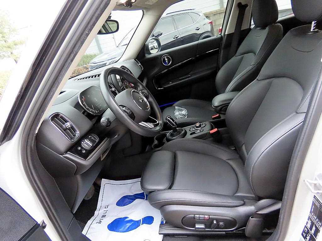 Mini Countryman - Vista 5