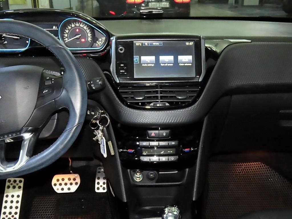 Peugeot 2008 - Vista 11