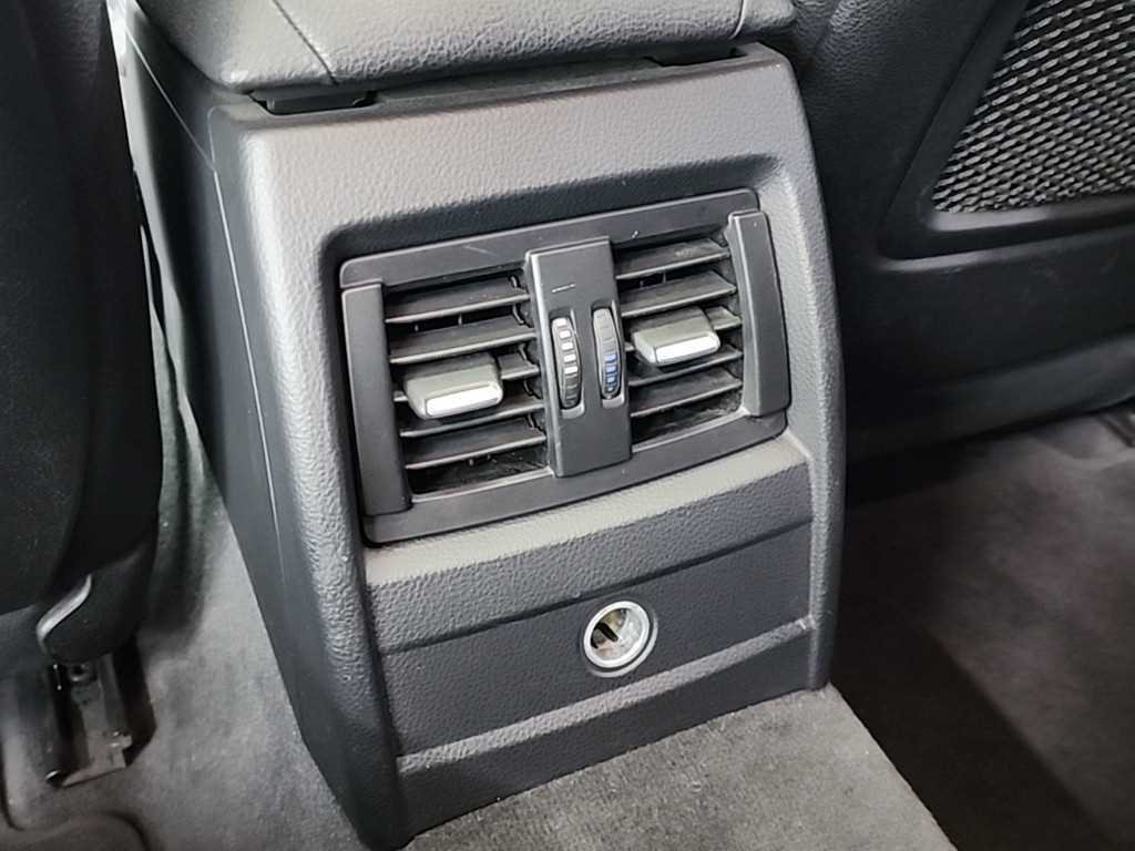 BMW 3 series 2012 Plateado - Importación desde Corea - HF Imports Iquique - Foto 13