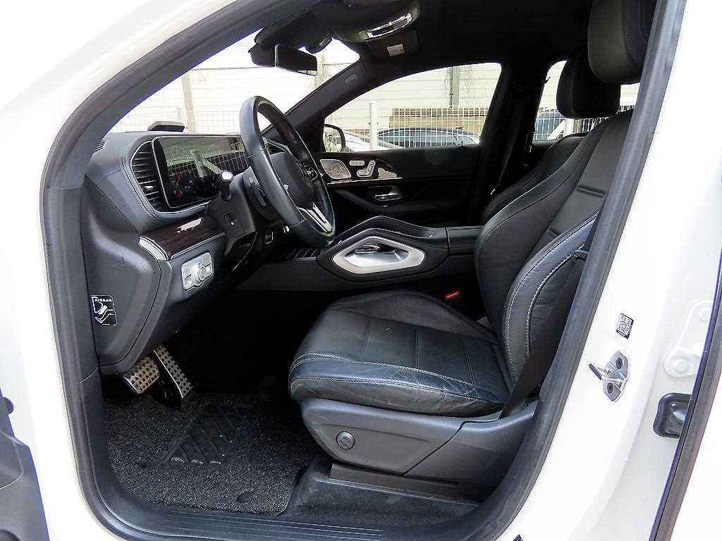 Mercedes Benz GLE Class - Vista 5