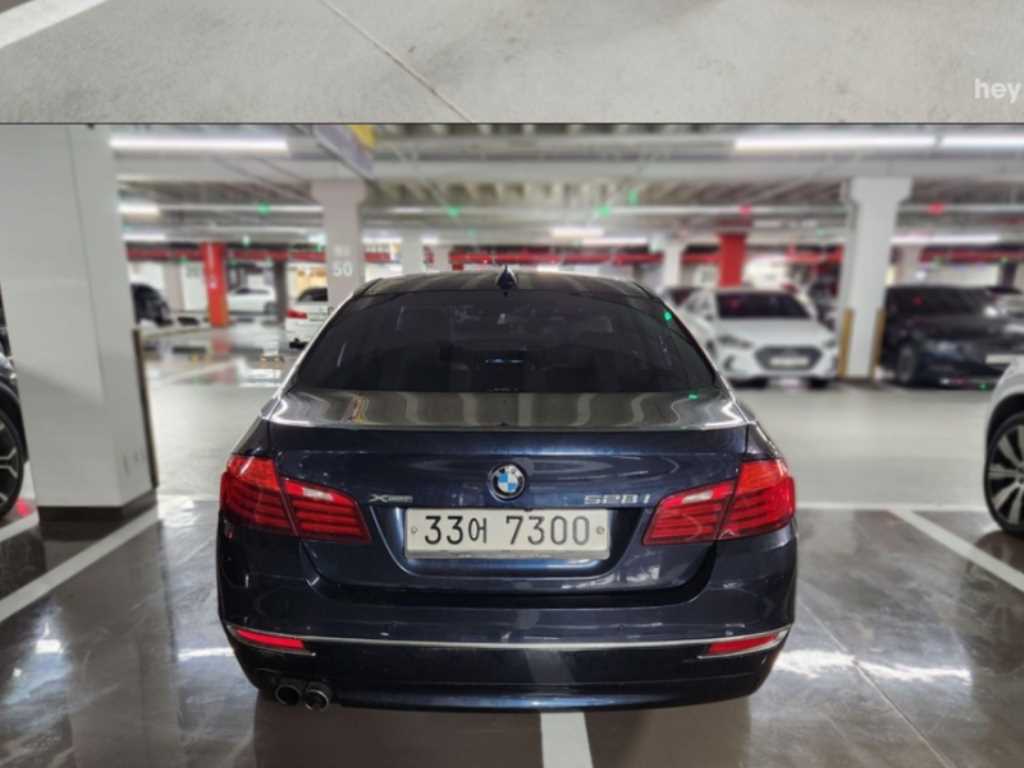 BMW 5 Series - Vista 4