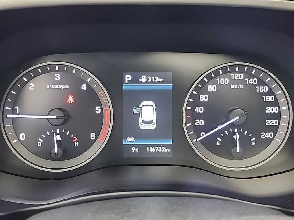 HYUNDAI Tucson - Vista 7